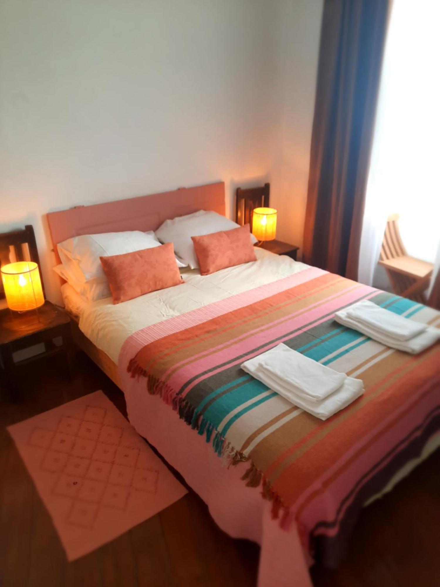 Casa Malva - Traditional Townhouse Apartment มอนชีเก ภายนอก รูปภาพ